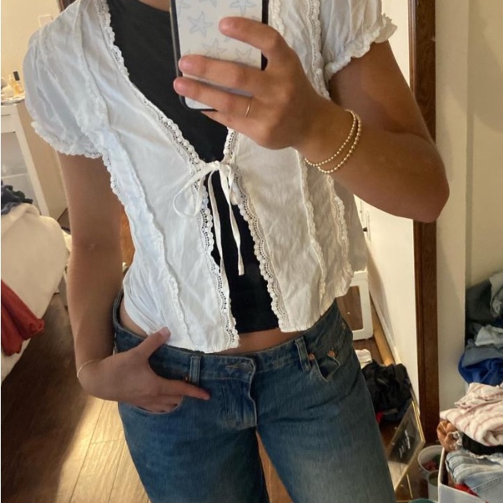 Edikted white top